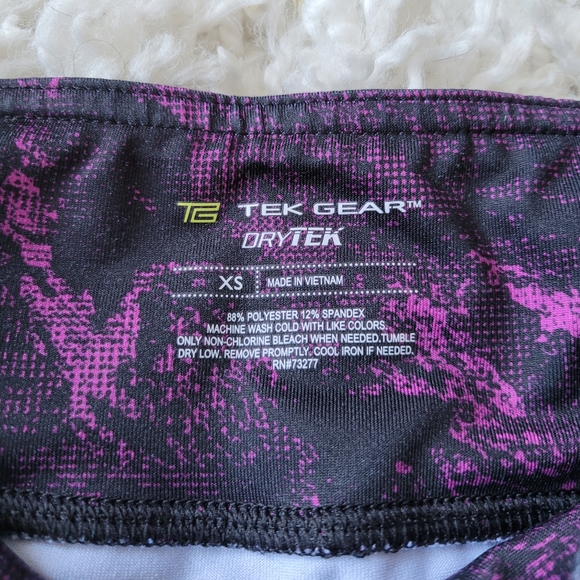Purple + Black Cropped Athletic Running Leggings | Size XS | Tek Gear - Picture 4 of 4